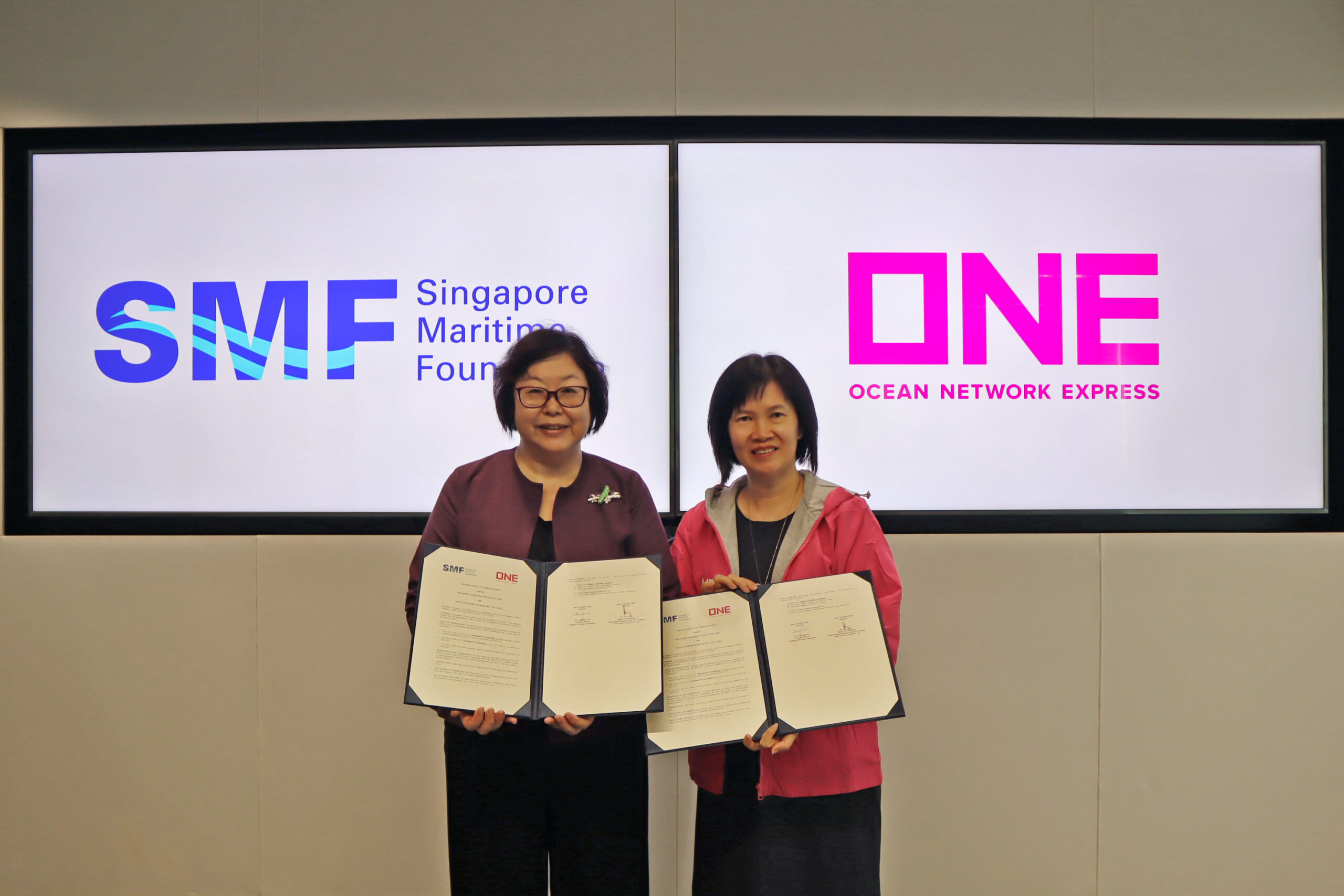 Ocean Network Express and the Singapore Maritime Foundation sign a Memorandum of Understanding (MoU) to nurture maritime talent