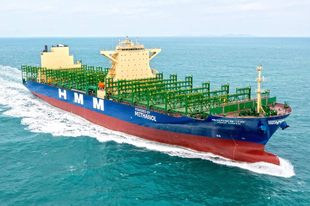 HMM takes delivery of its first methanol-powered containership