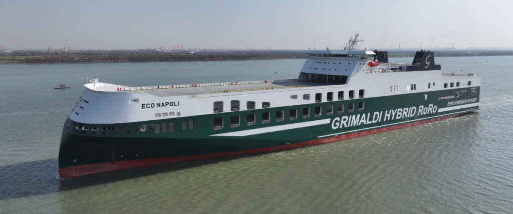 The Grimaldi Group takes delivery of the Eco Napoli