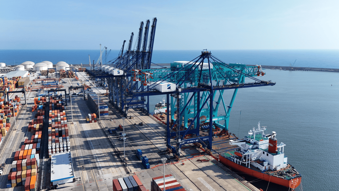 Hutchinson ports ICAVE