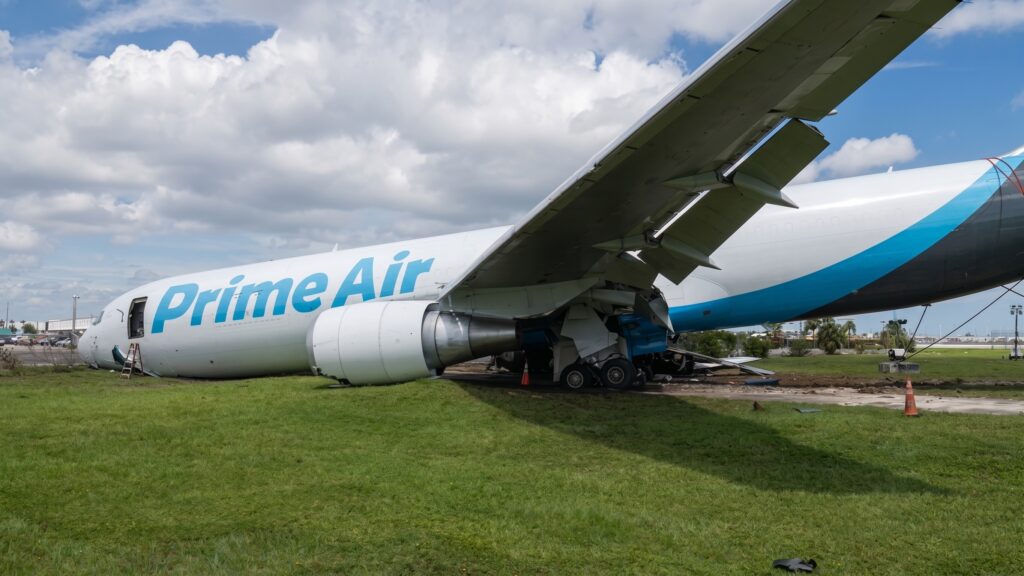 amazon cargo jet crash