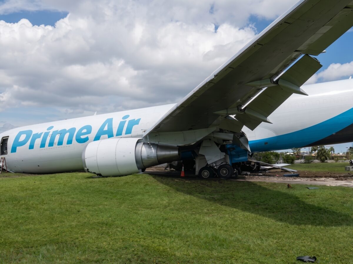amazon cargo jet crash